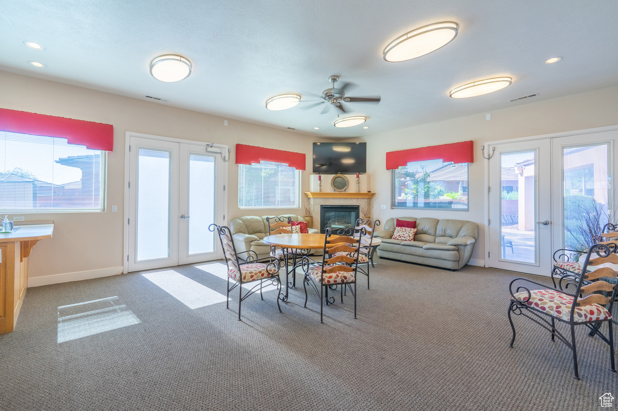 COPPER CANYON - Residential