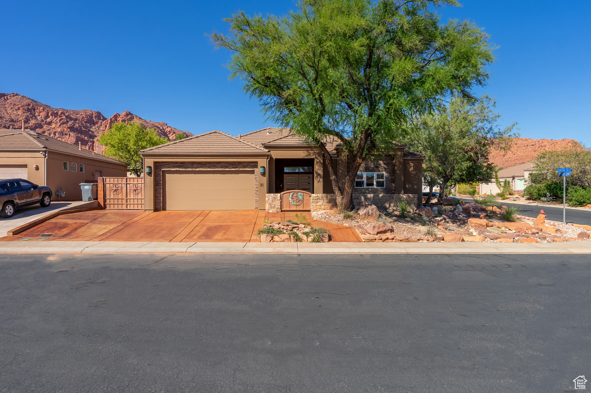 COPPER CANYON - Residential