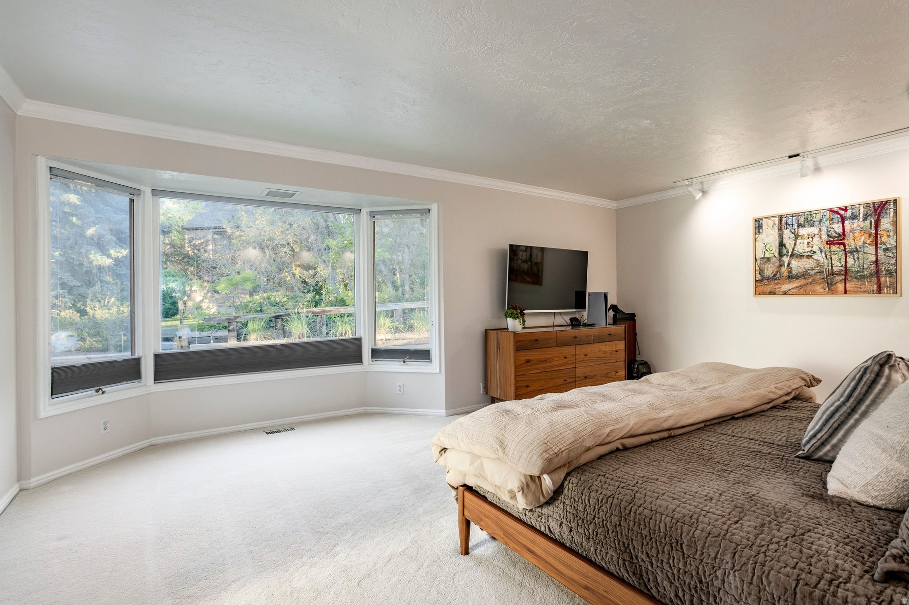 ARLINGTON HILLS - Residential