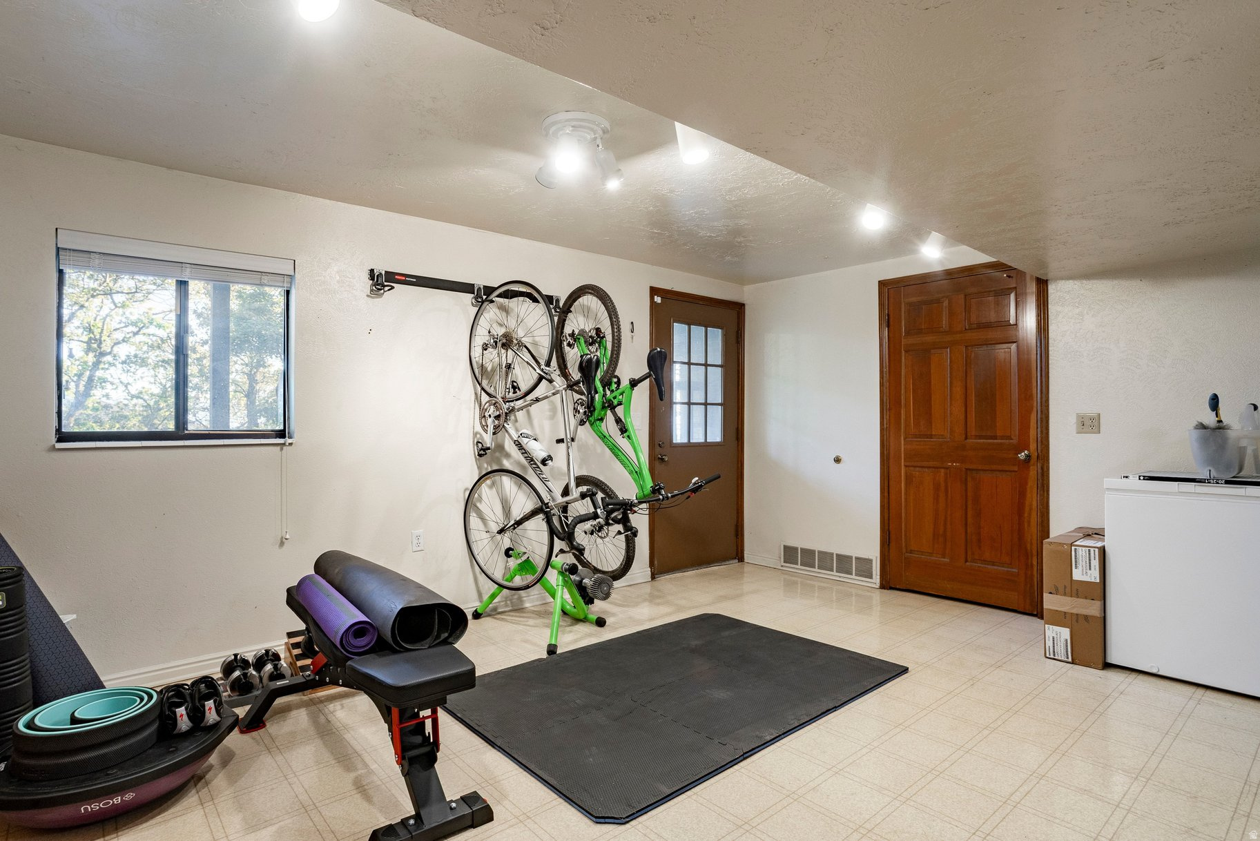 ARLINGTON HILLS - Residential