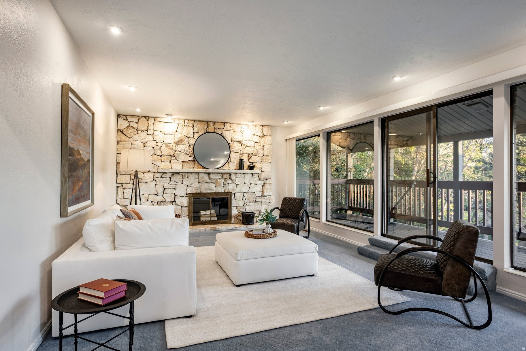ARLINGTON HILLS - Residential