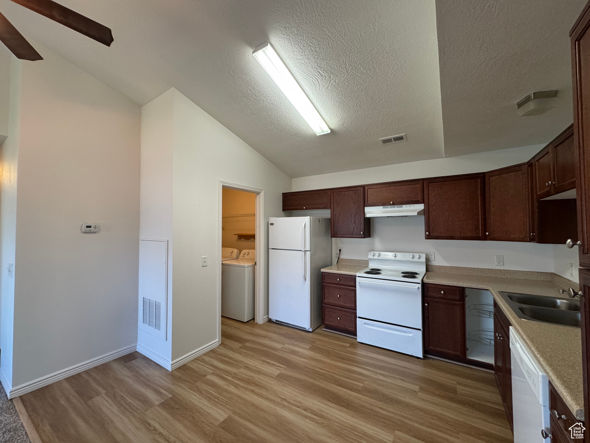 COPPER CREEK - Residential