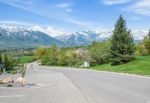 Tiny photo for 3543 N CREEKSIDE WAY E, Eden, UT 84310 (MLS # 2123796)