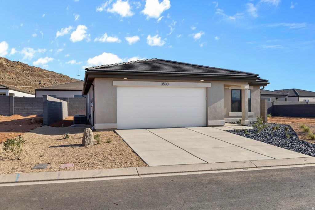 Photo of 1597 S FINS RD #4177, Washington, UT 84780 (MLS # 2162667)