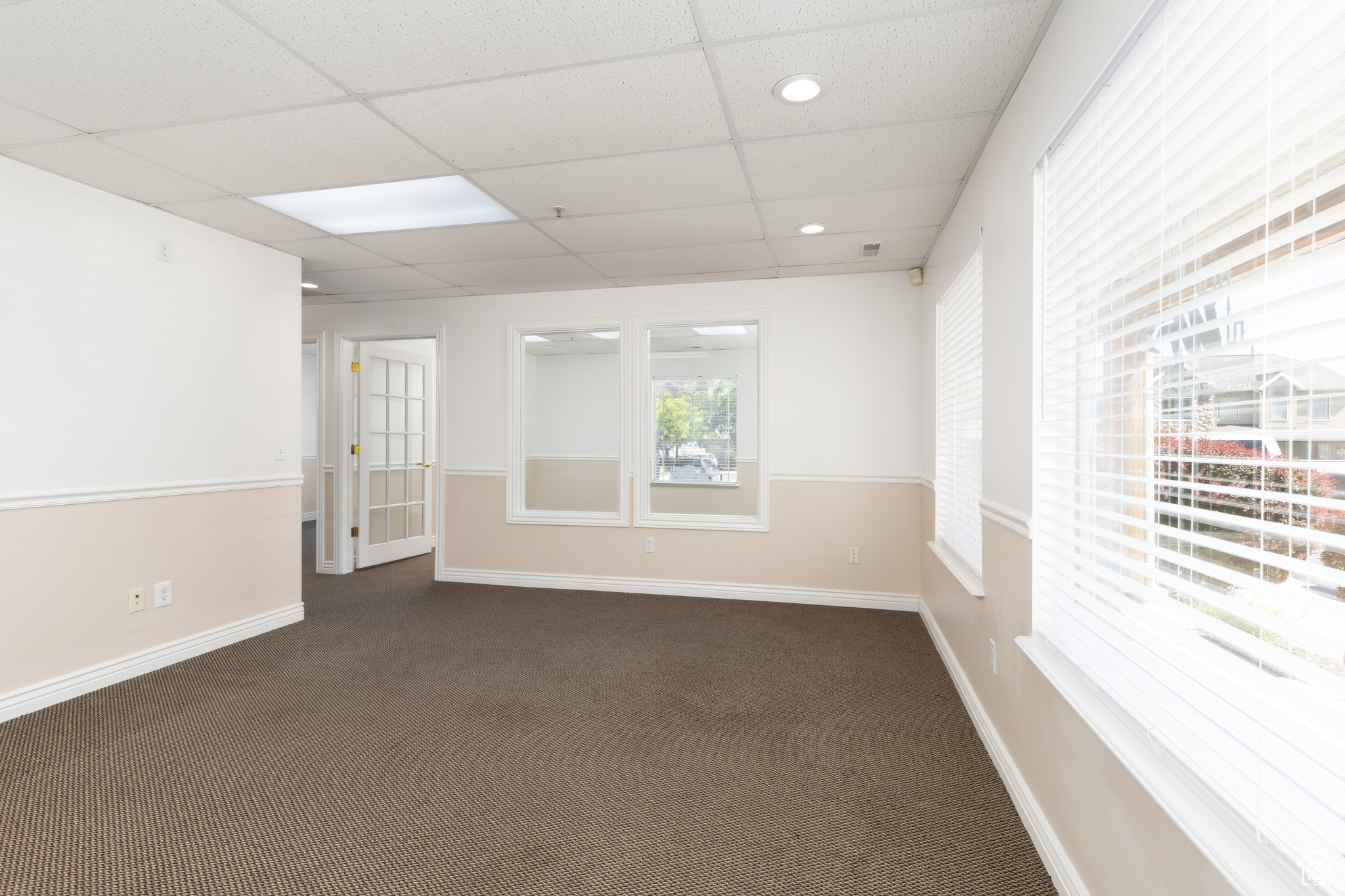 MONROE PROFESSIONAL PLAZA - Commercial Lease
