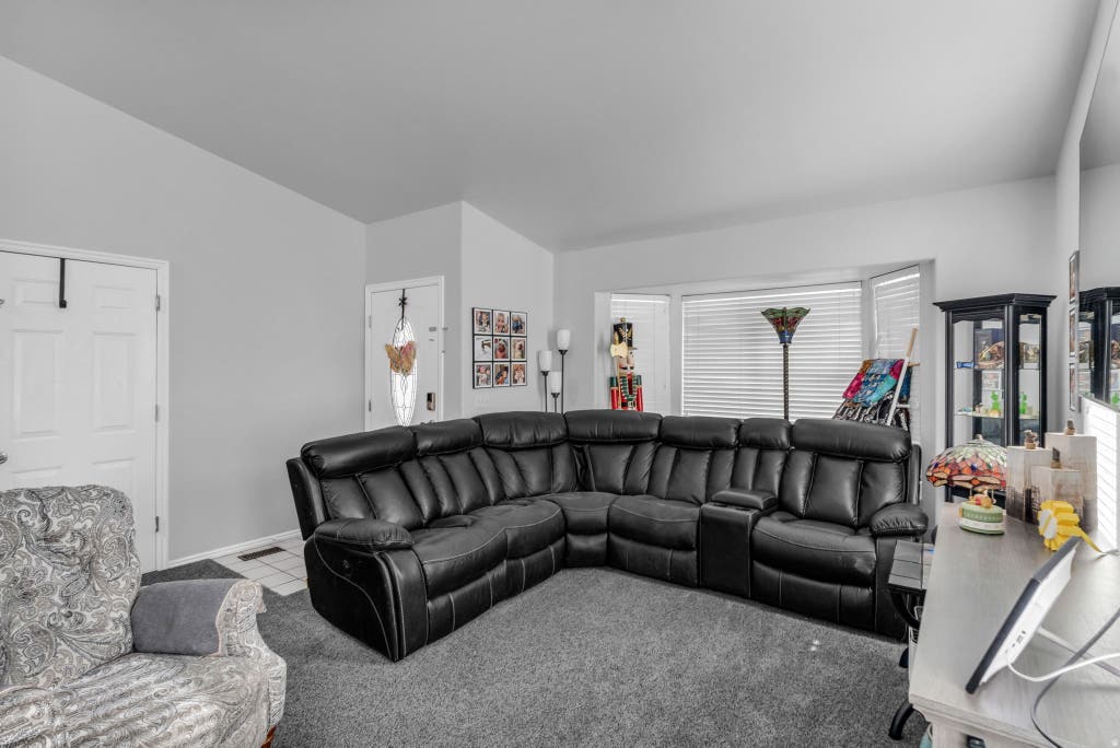 Photo of 4024 W 6550 S, Taylorsville, UT 84129 (MLS # 2178431)