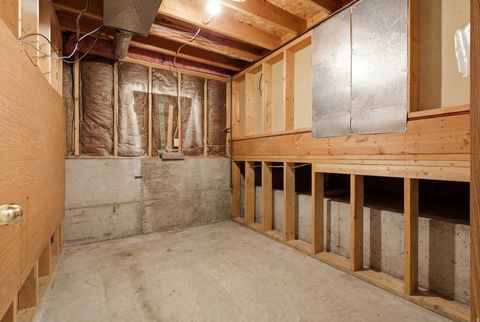 Tiny photo for 1206 E MOSS CIR, Midvale, UT 84047 (MLS # 2166913)