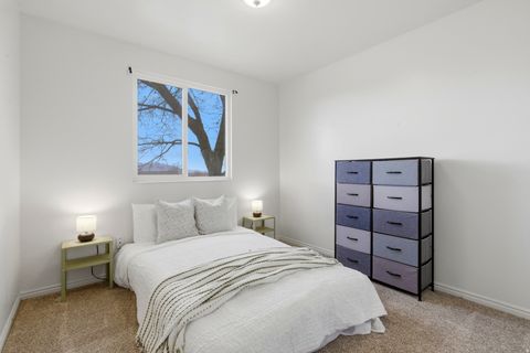 Tiny photo for 1206 E MOSS CIR, Midvale, UT 84047 (MLS # 2166913)