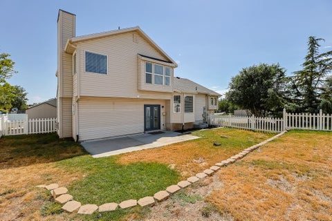 Tiny photo for 309 E 1525 N, Layton, UT 84041 (MLS # 2173671)