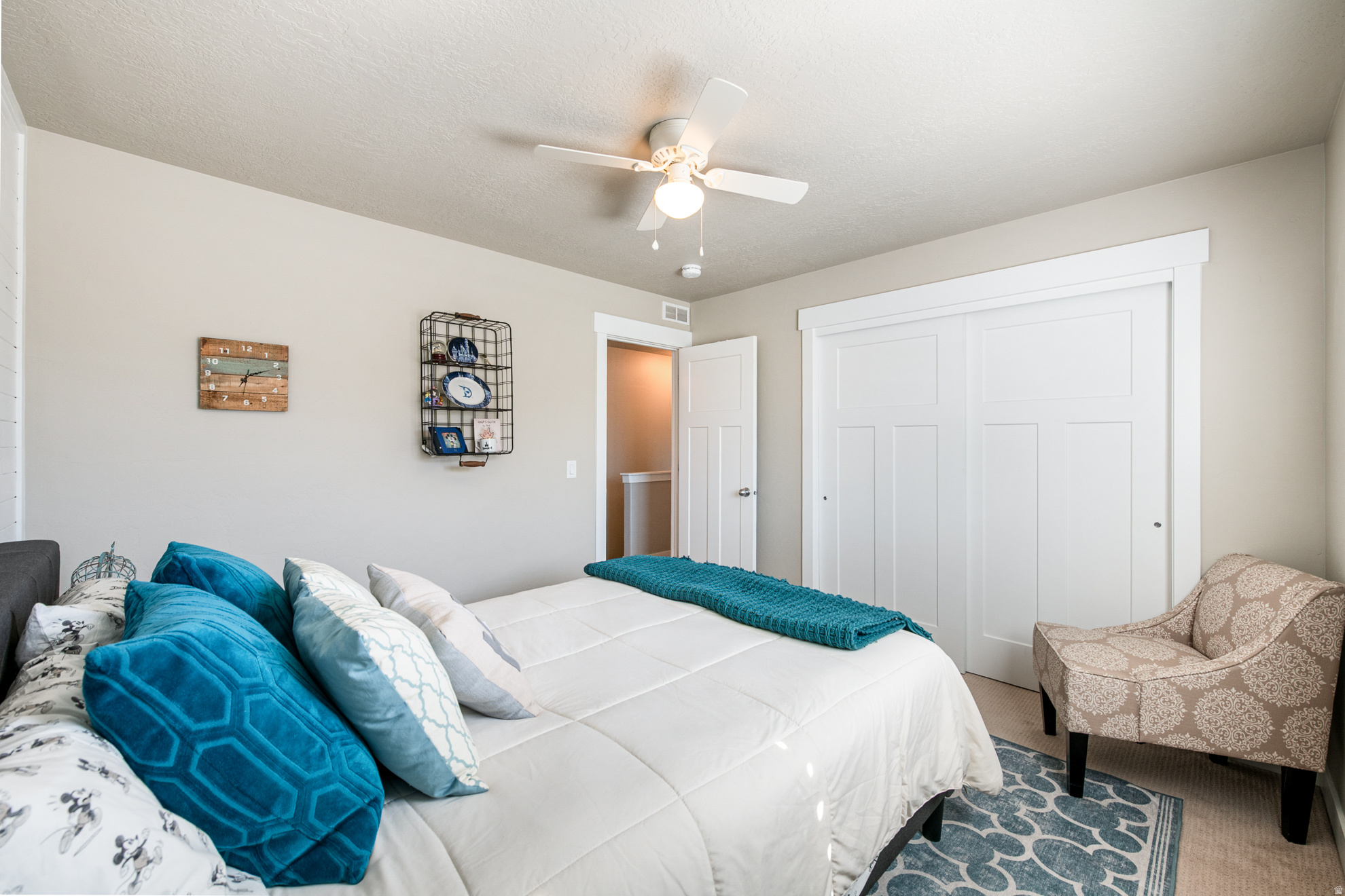 HIGH POINTE - Residential