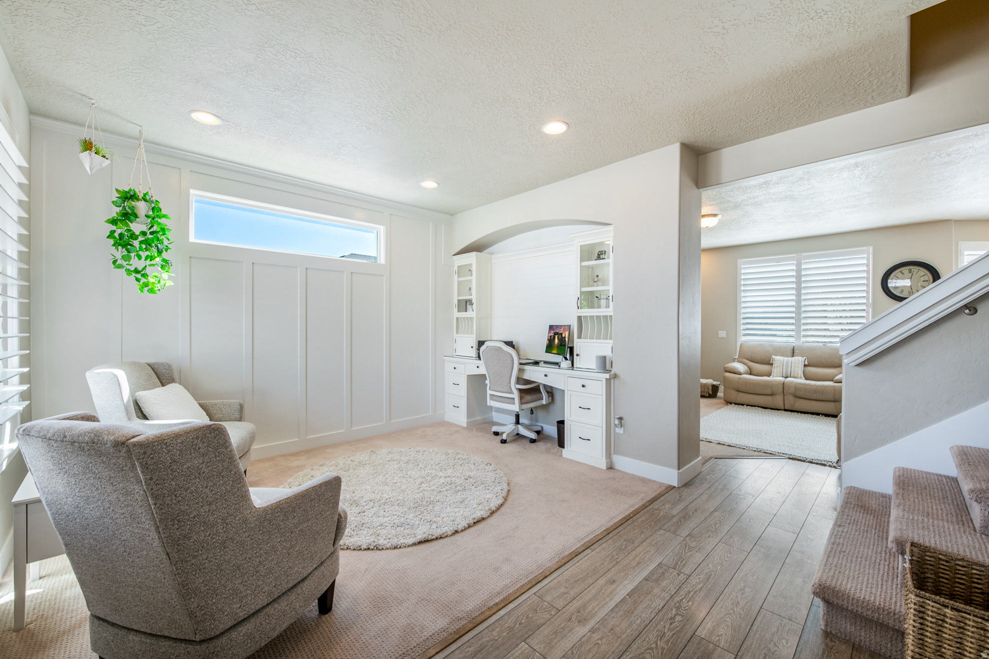 HIGH POINTE - Residential