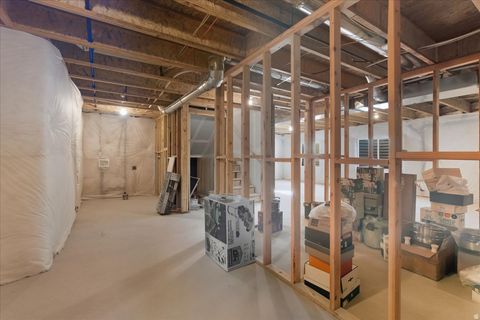 Tiny photo for 4896 S SNARR HAVEN CT W, Taylorsville, UT 84129 (MLS # 2123570)