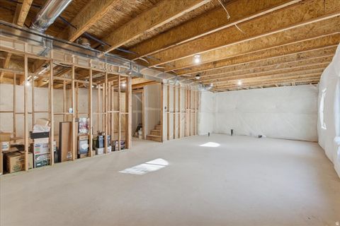 Tiny photo for 4896 S SNARR HAVEN CT W, Taylorsville, UT 84129 (MLS # 2123570)