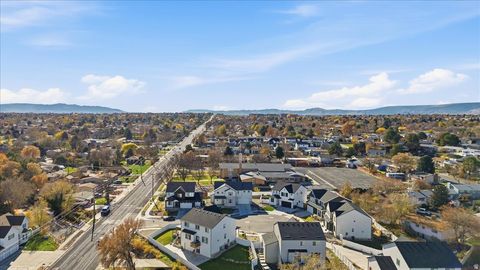 Tiny photo for 4896 S SNARR HAVEN CT W, Taylorsville, UT 84129 (MLS # 2123570)