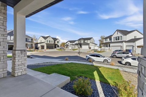 Tiny photo for 4896 S SNARR HAVEN CT W, Taylorsville, UT 84129 (MLS # 2123570)