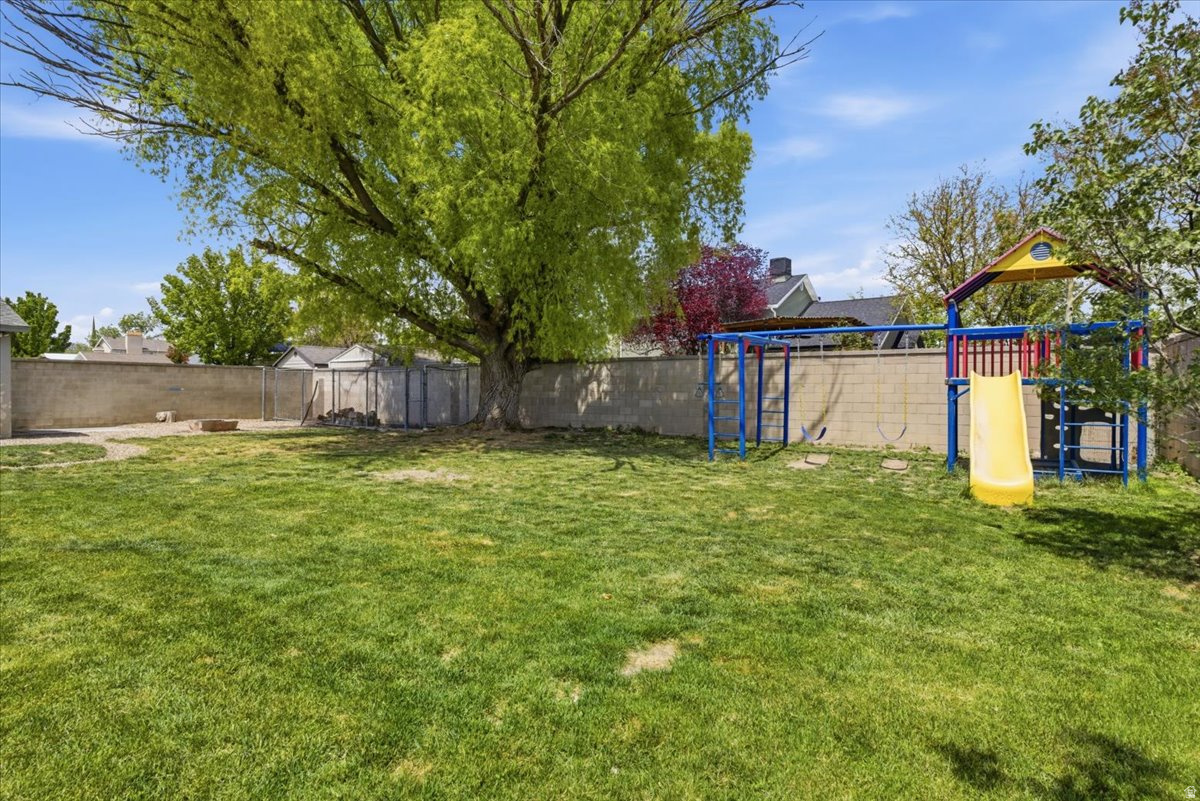 COUNTRY LANE PH 1 - Residential
