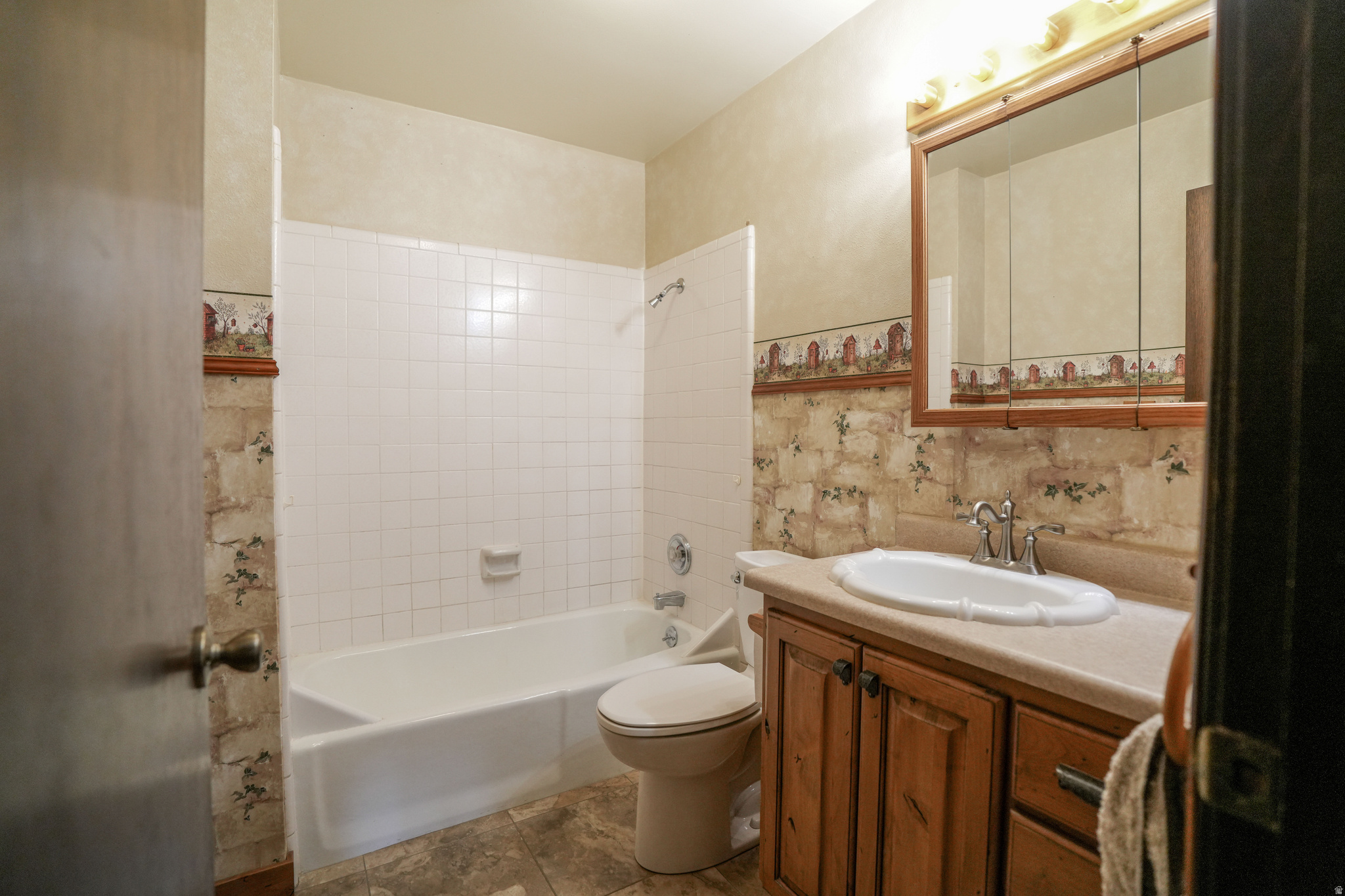 SOUTY SUMMIT - Residential