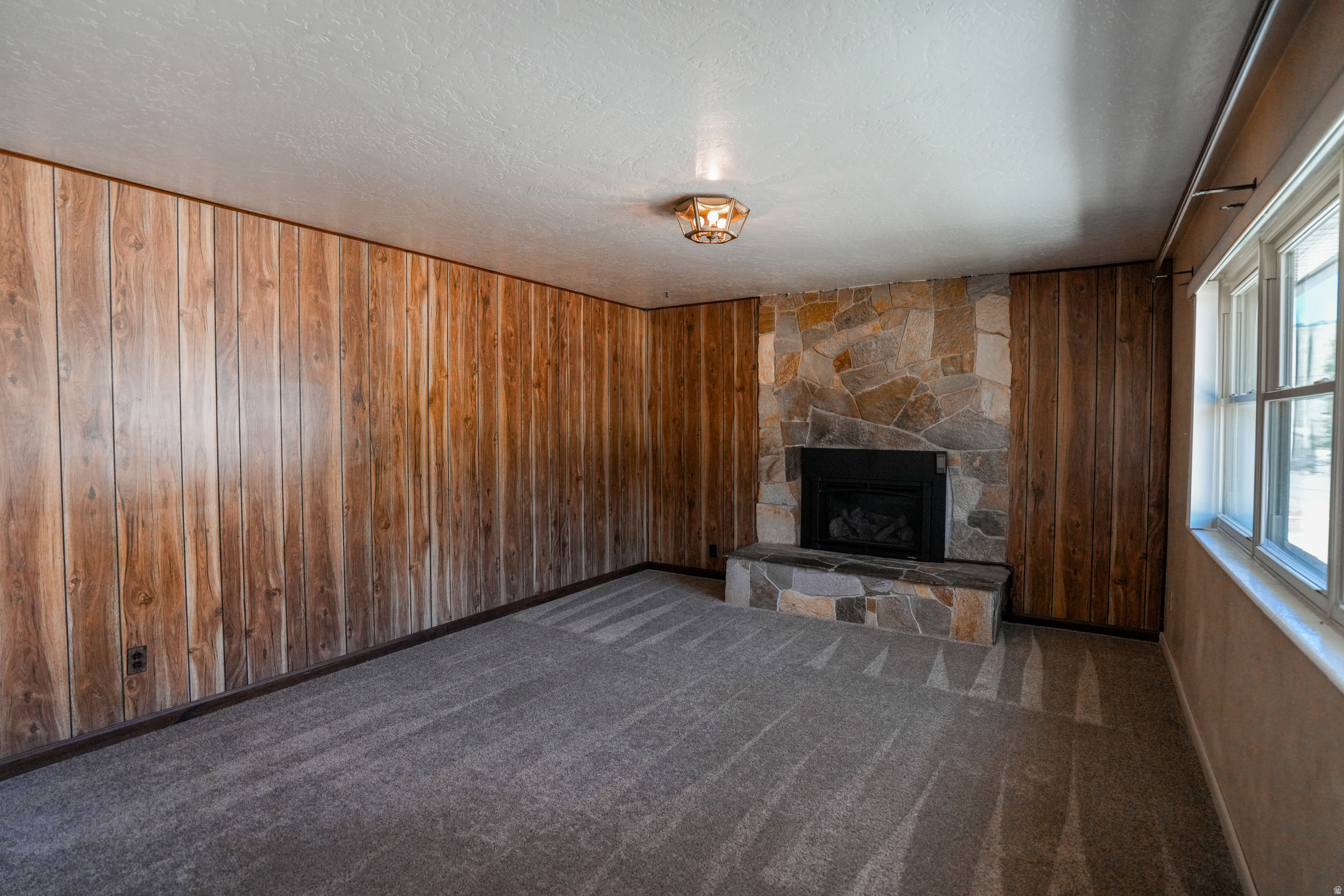 SOUTY SUMMIT - Residential