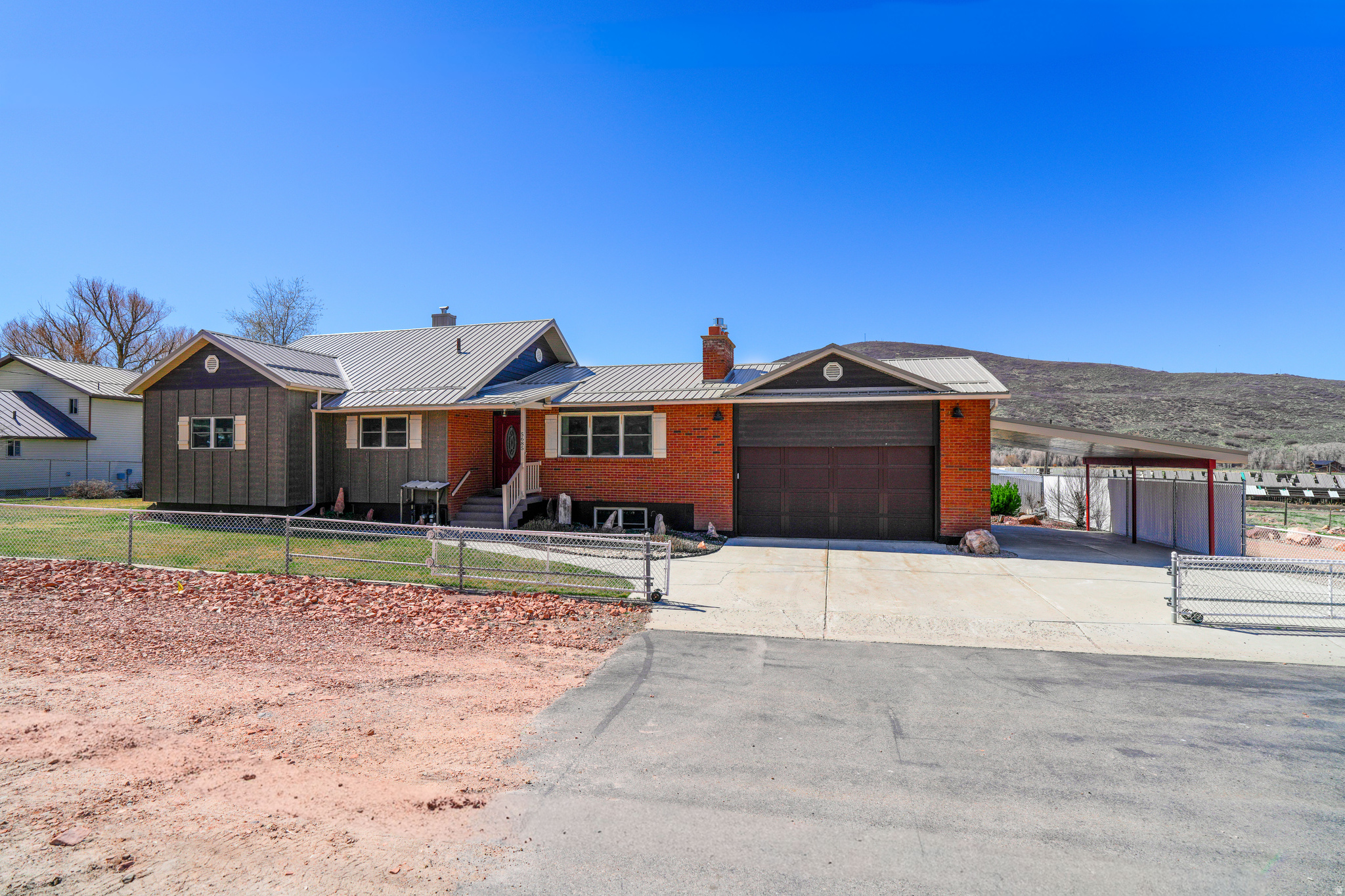 SOUTY SUMMIT - Residential