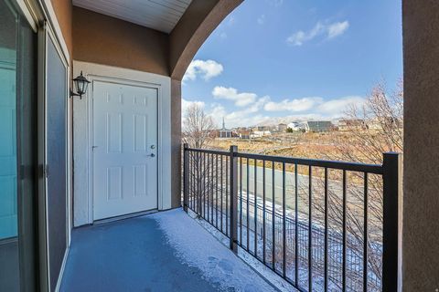 Tiny photo for 148 W SPRING HILL WAY N, Saratoga Springs, UT 84045 (MLS # 2125182)