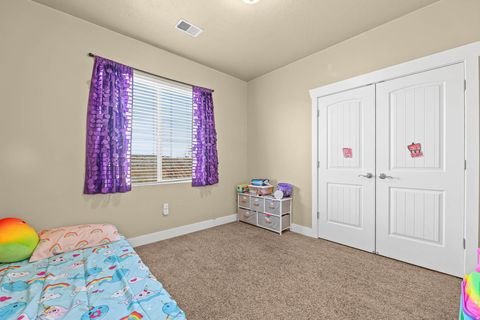 Tiny photo for 148 W SPRING HILL WAY N, Saratoga Springs, UT 84045 (MLS # 2125182)
