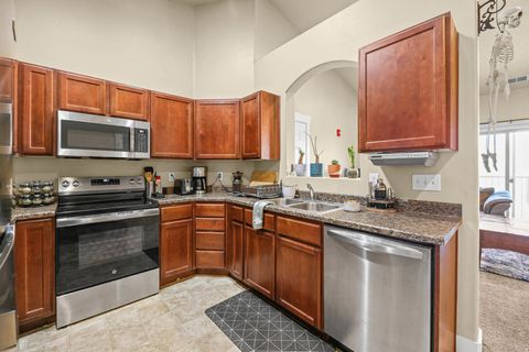 Tiny photo for 148 W SPRING HILL WAY N, Saratoga Springs, UT 84045 (MLS # 2125182)