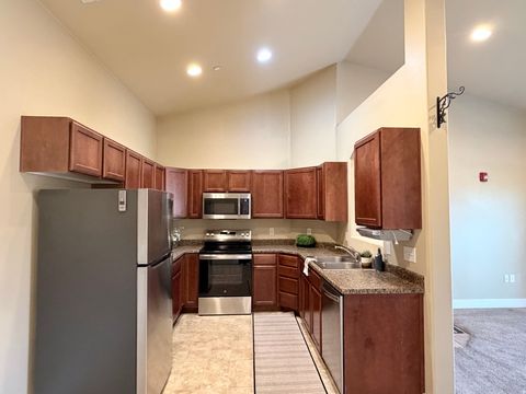 Tiny photo for 148 W SPRING HILL WAY N, Saratoga Springs, UT 84045 (MLS # 2125182)