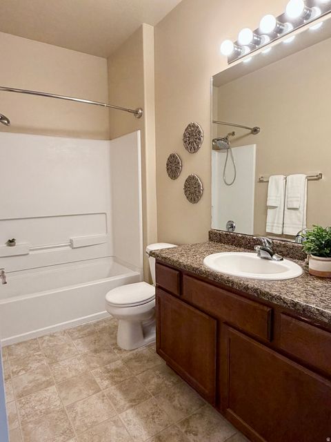 Tiny photo for 148 W SPRING HILL WAY N, Saratoga Springs, UT 84045 (MLS # 2125182)