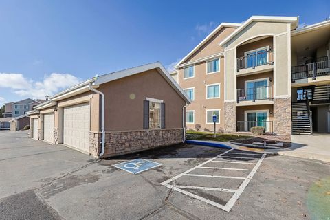 Tiny photo for 148 W SPRING HILL WAY N, Saratoga Springs, UT 84045 (MLS # 2125182)