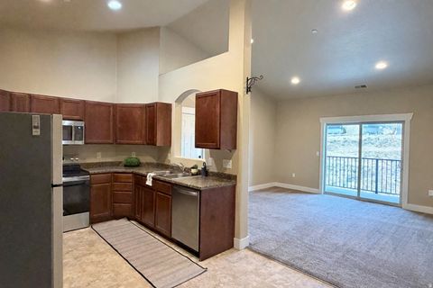 Tiny photo for 148 W SPRING HILL WAY N, Saratoga Springs, UT 84045 (MLS # 2125182)