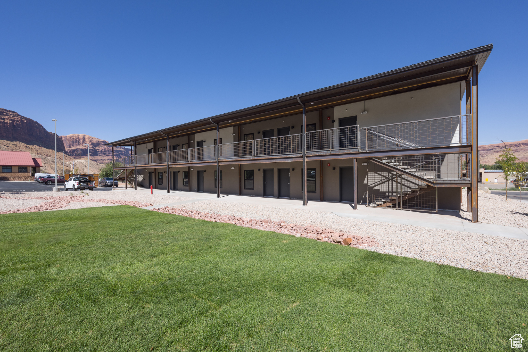 KANE CREEK CONDOS - Residential