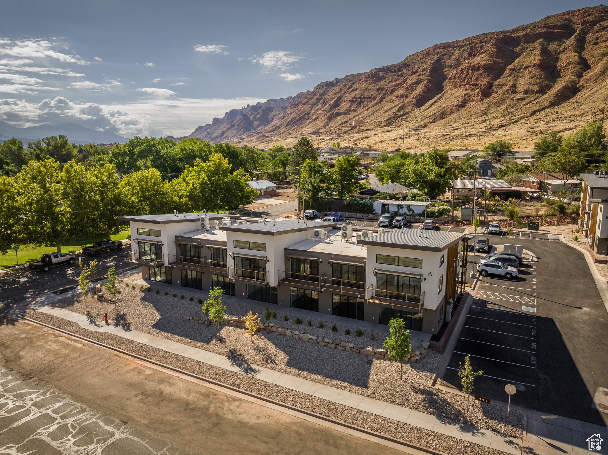 KANE CREEK CONDOS - Residential