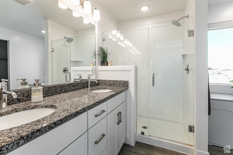 SHORELINE WEST - Residential