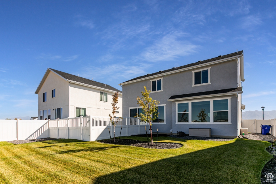 SHORELINE WEST - Residential
