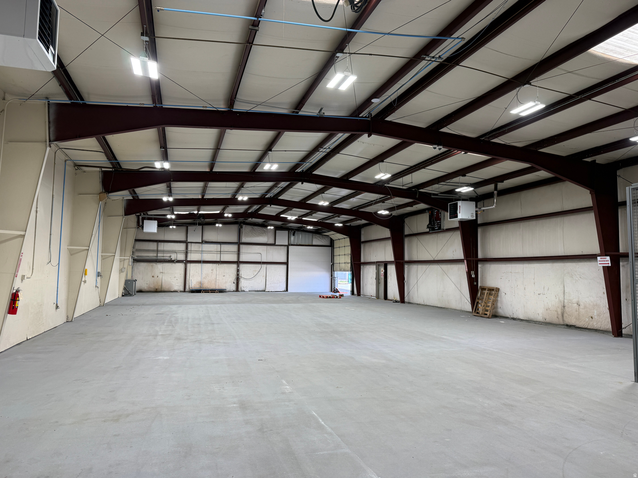 WEDELCO INDUSTRIAL - Commercial Lease