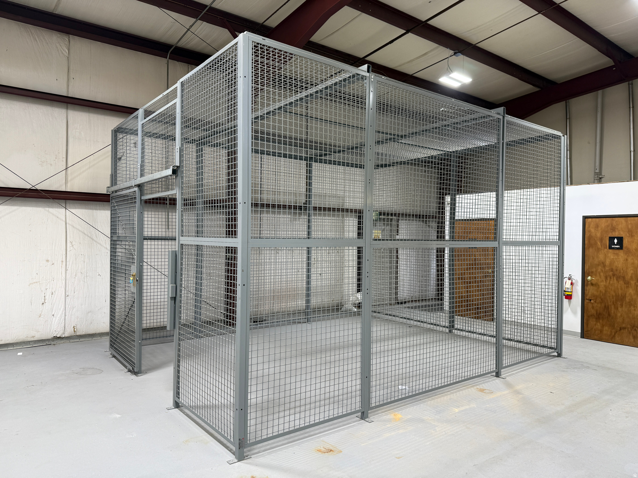 WEDELCO INDUSTRIAL - Commercial Lease