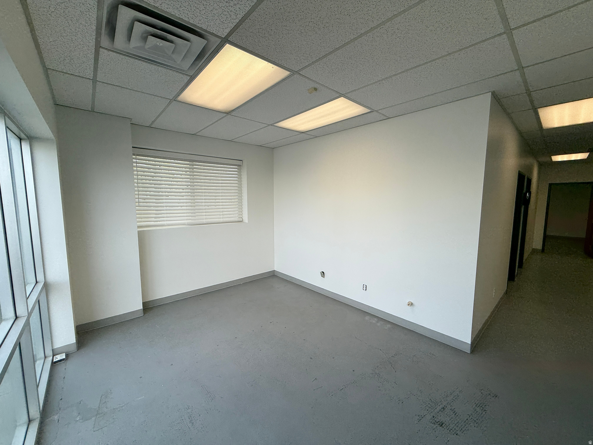 WEDELCO INDUSTRIAL - Commercial Lease