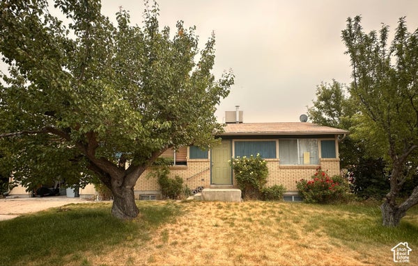 992 N 300 E, OREM, UT 84057 - Image 7eefbf8cad744cd7df7cc5a5ab286f6f/1344664111