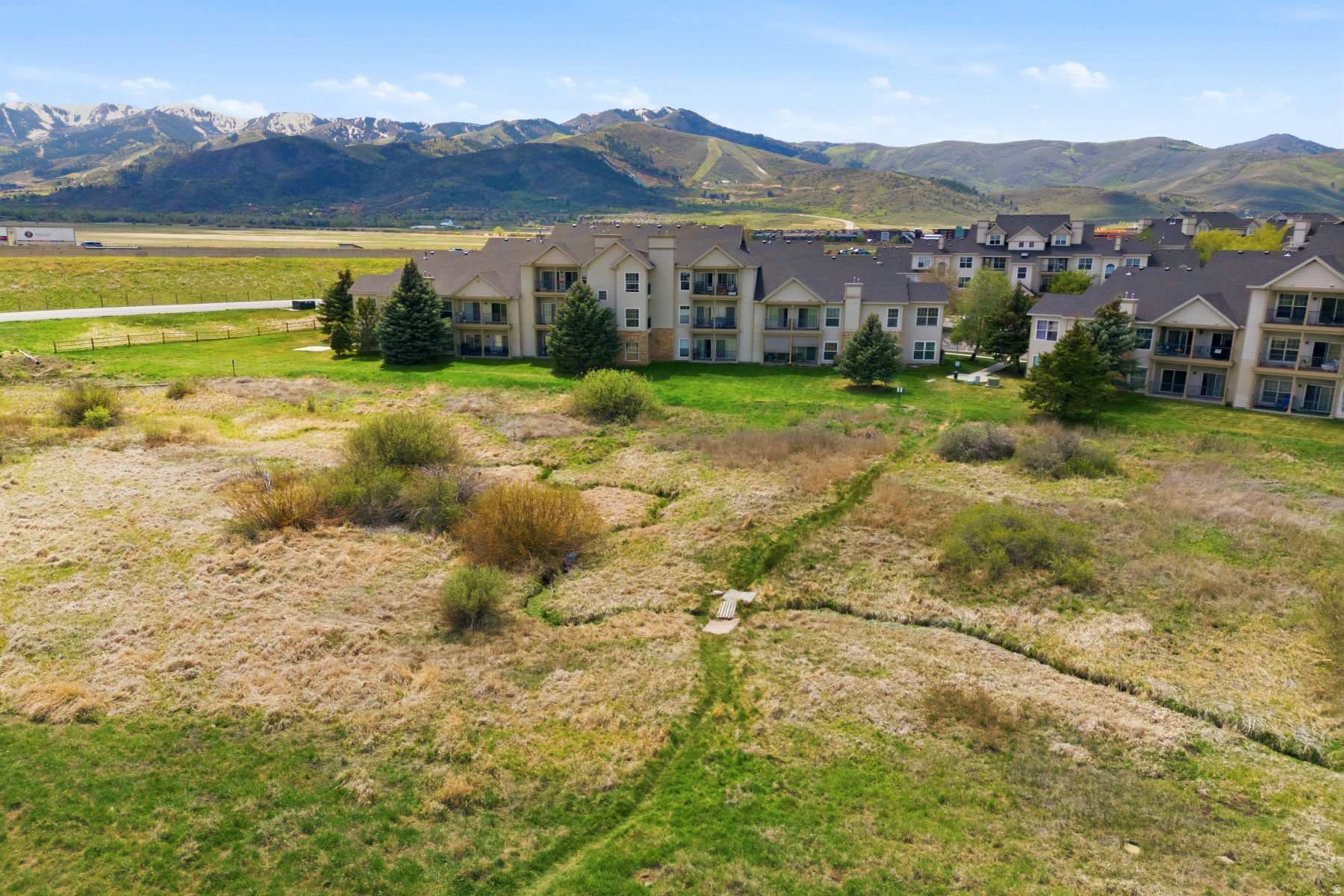 CANYON CREEK - Residential