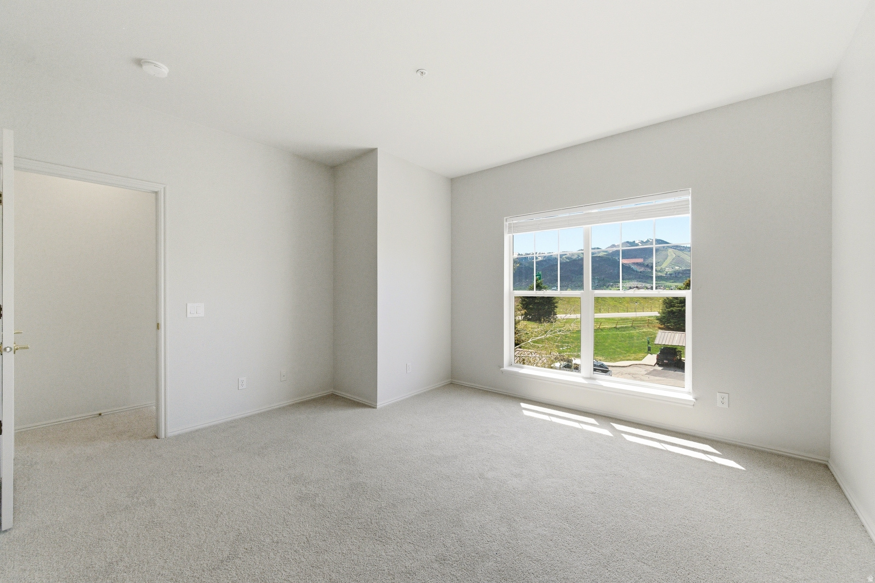 CANYON CREEK - Residential