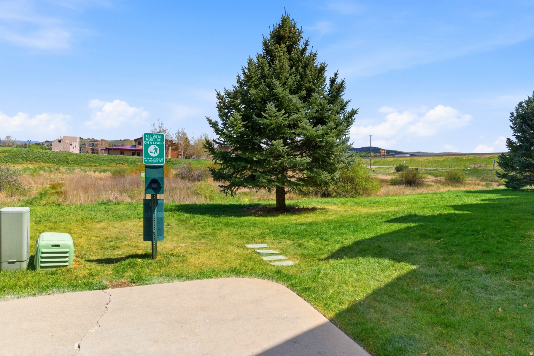 CANYON CREEK - Residential