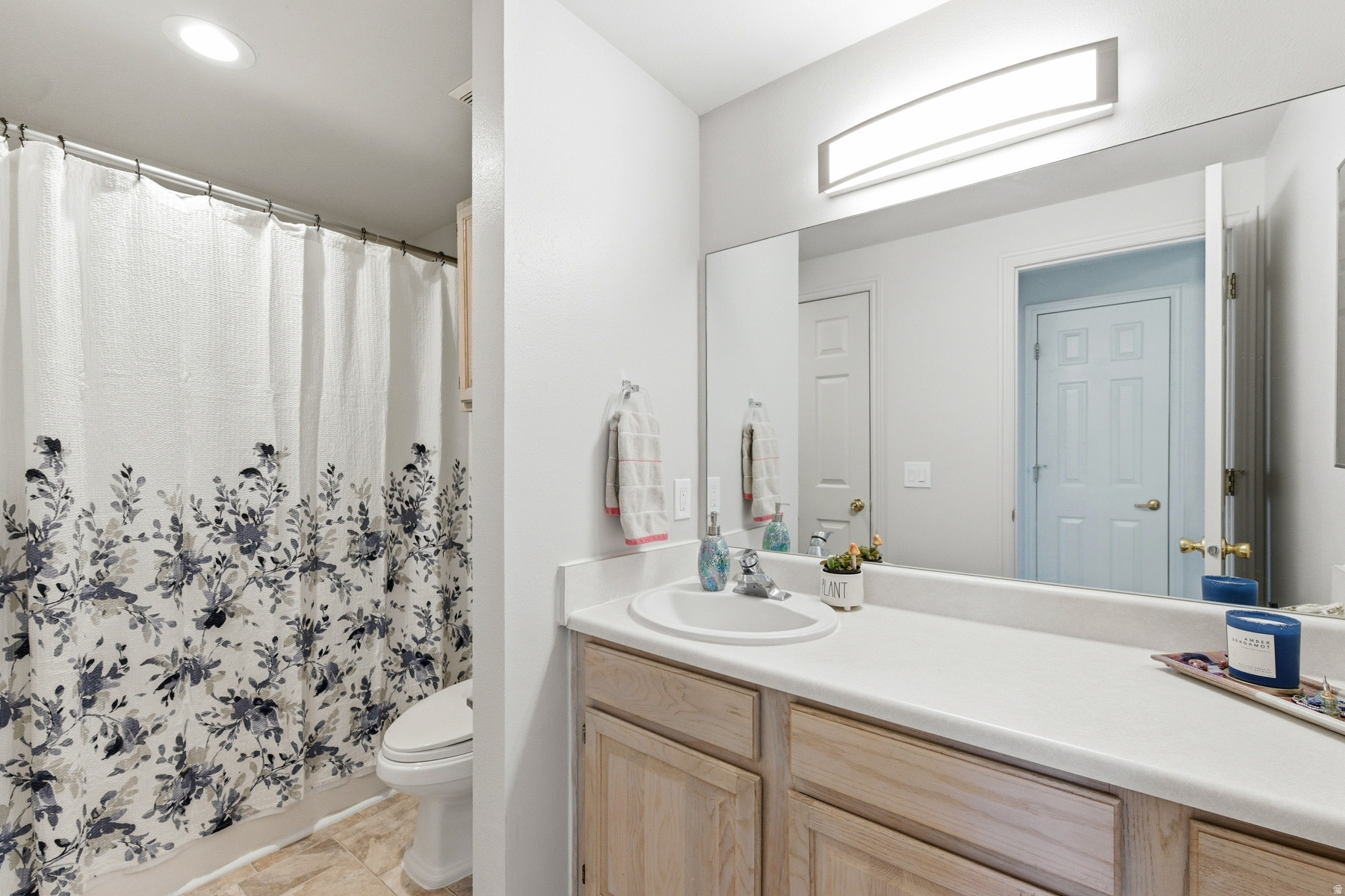 CANYON CREEK - Residential