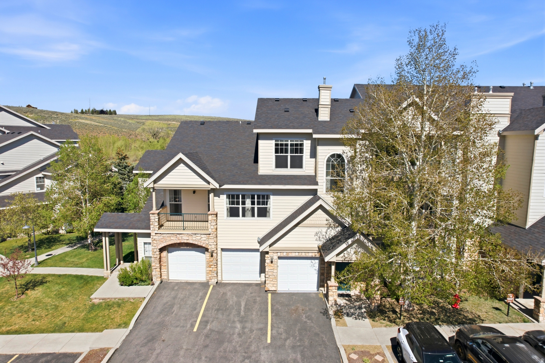 CANYON CREEK - Residential
