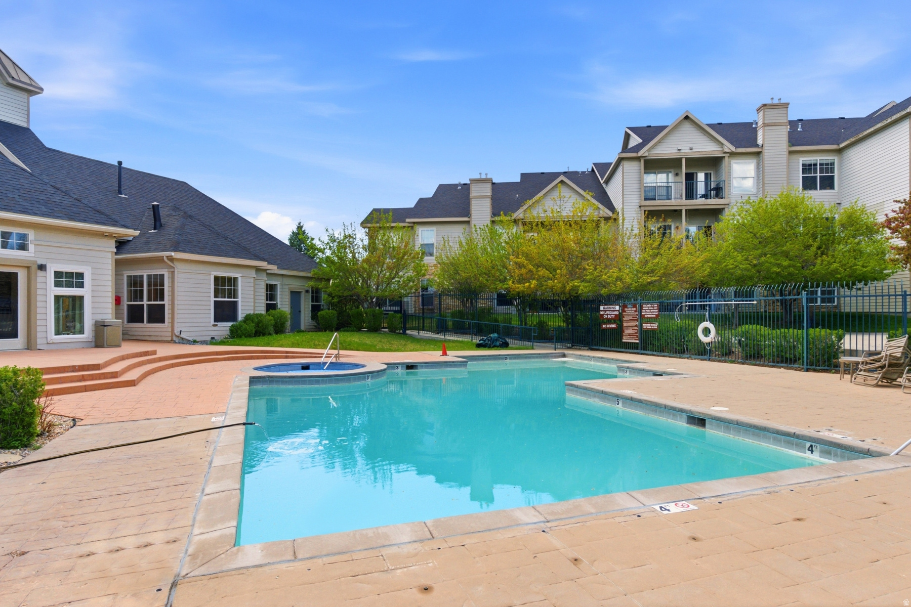 CANYON CREEK - Residential