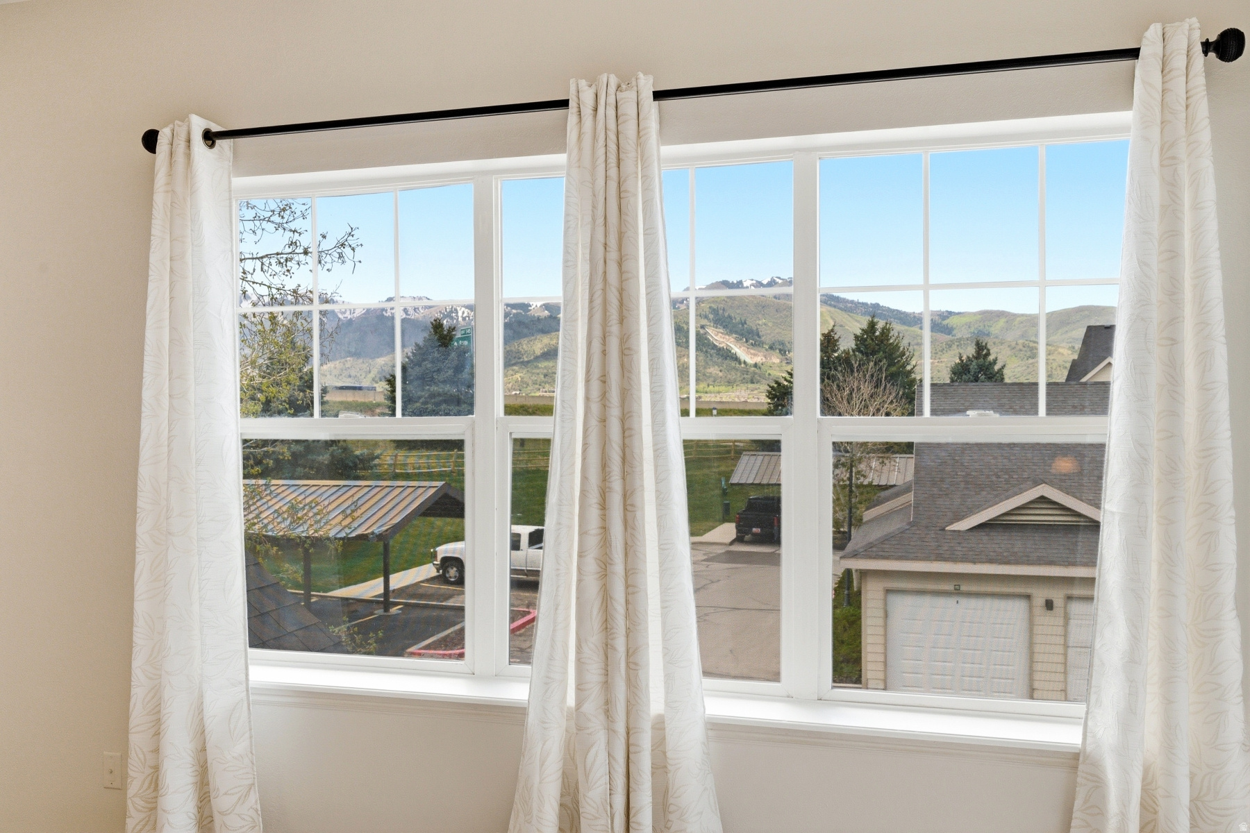 CANYON CREEK - Residential