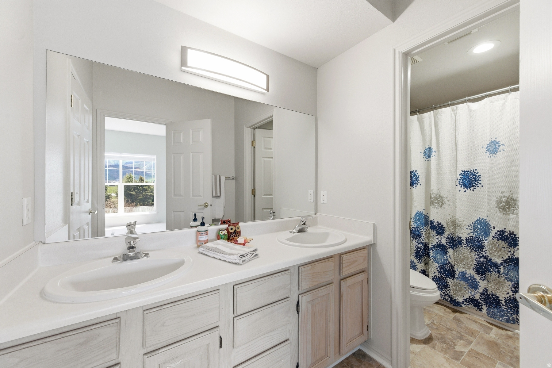 CANYON CREEK - Residential