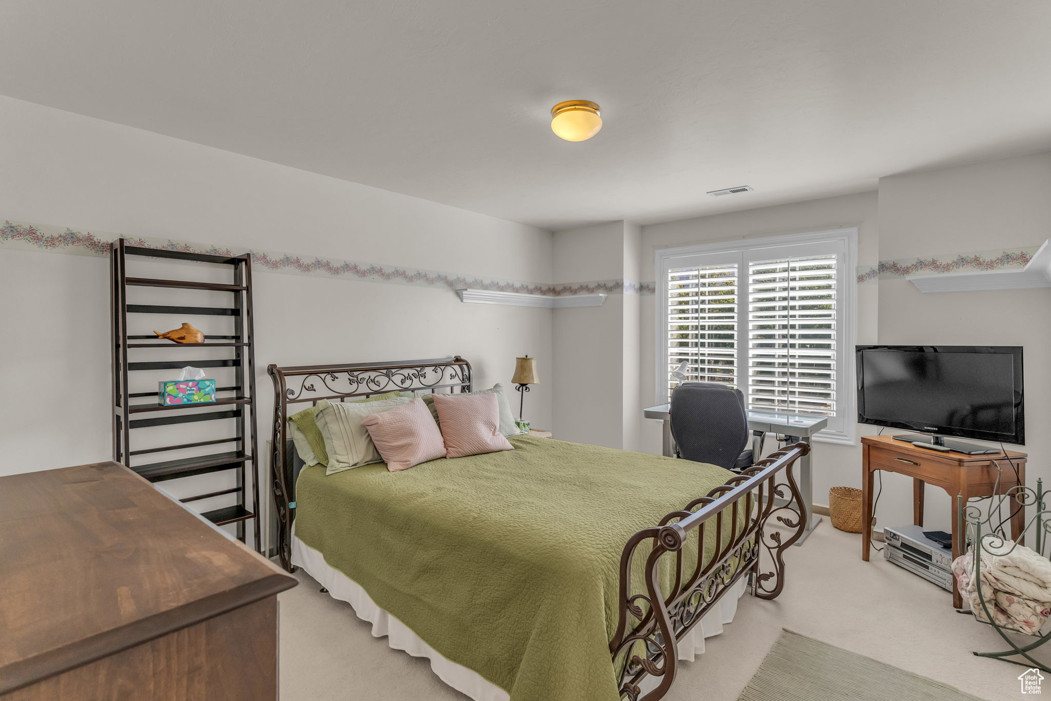 MEADOWS - Residential