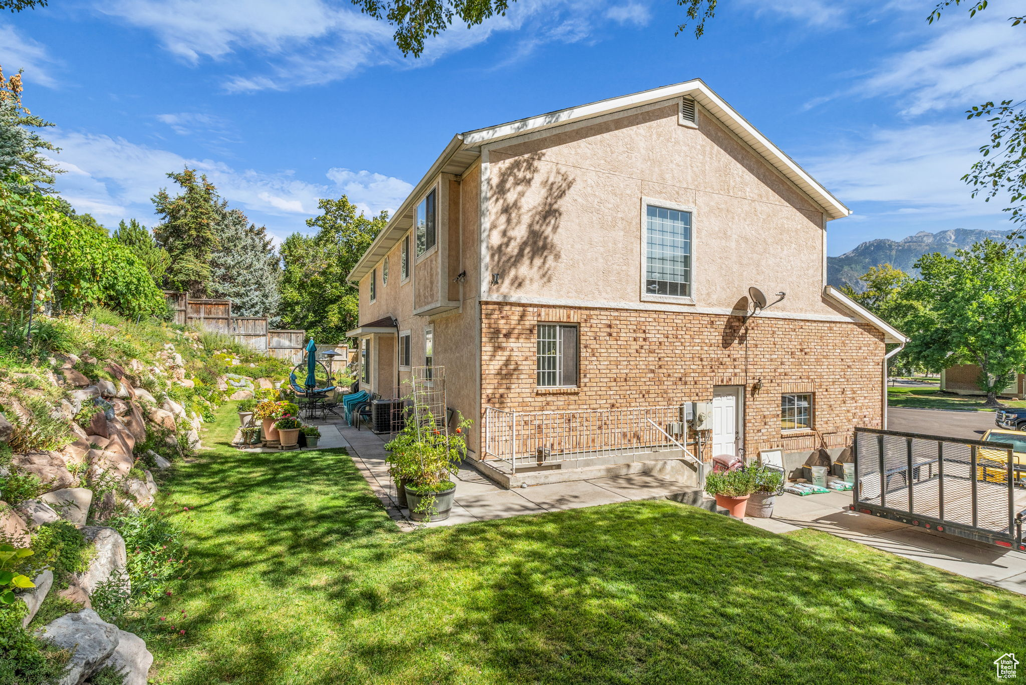 MEADOWS - Residential