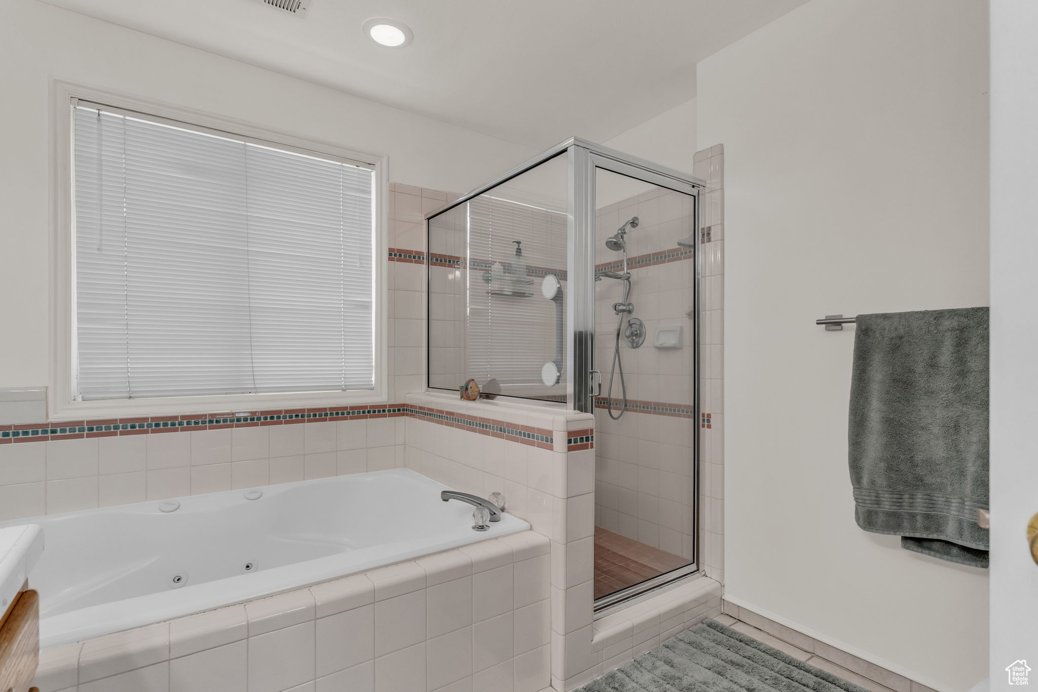 MEADOWS - Residential