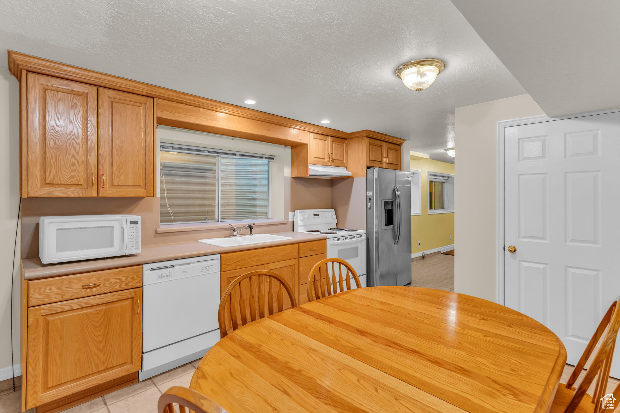 MEADOWS - Residential